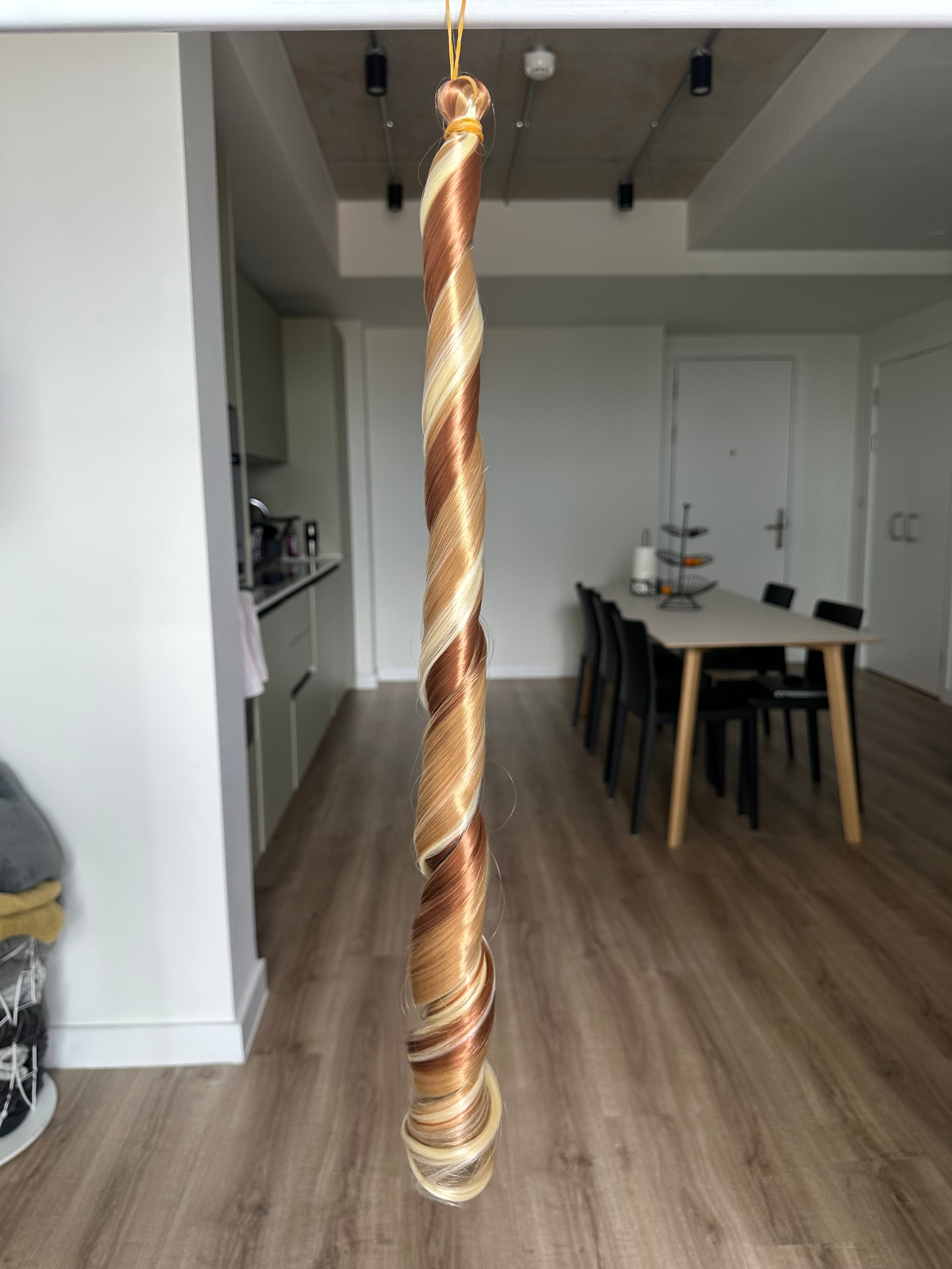 24 INCHES FRENCH CURLS